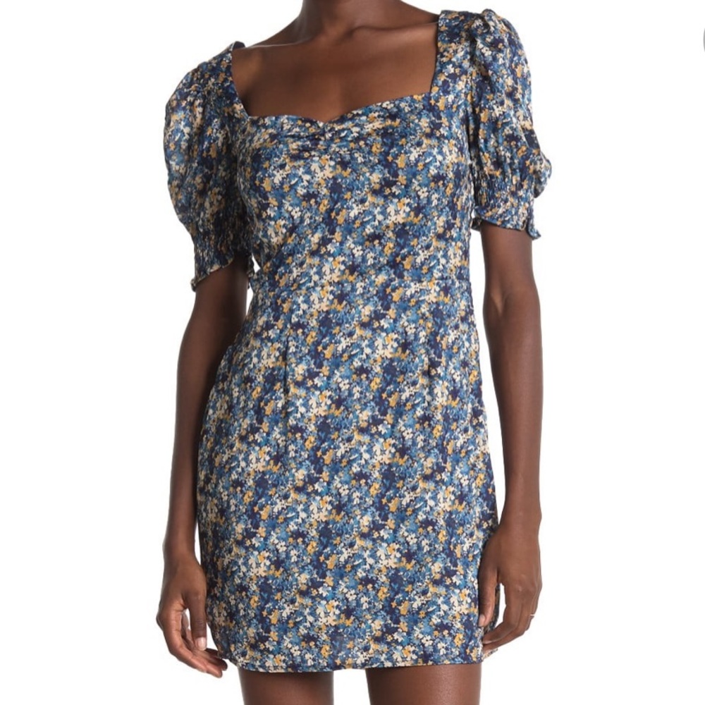 Mini dress